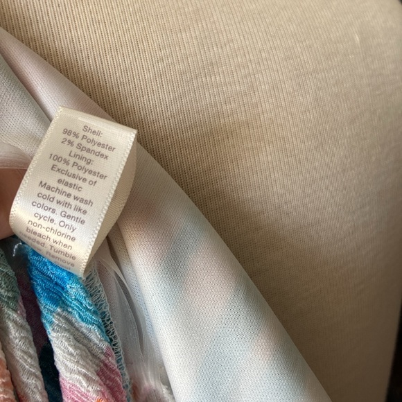 🆕 Colorful Midi Dress - Picture 8 of 8